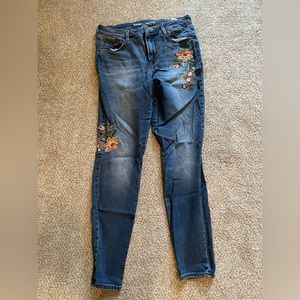Old Navy Rockstar Embroidered Women’s Denim Jeans—Size 8